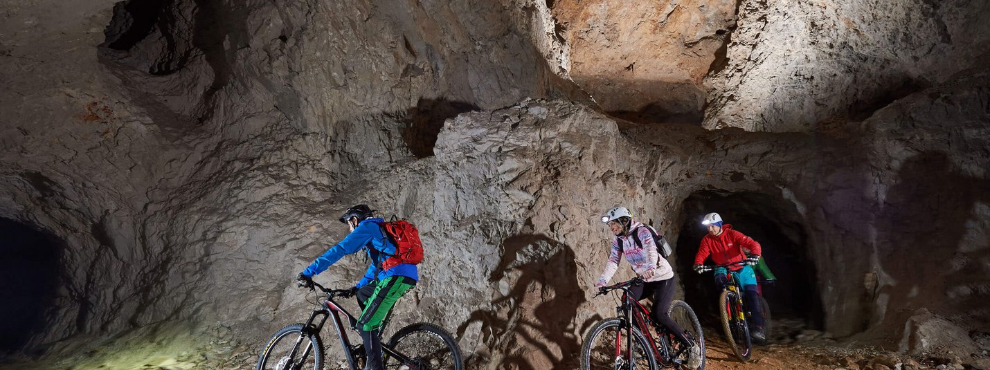 UNDERGROUND BIKING TOUR