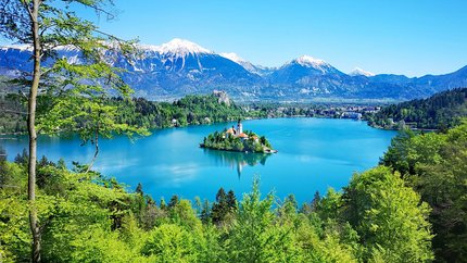 TOUR TO LAKE BLED