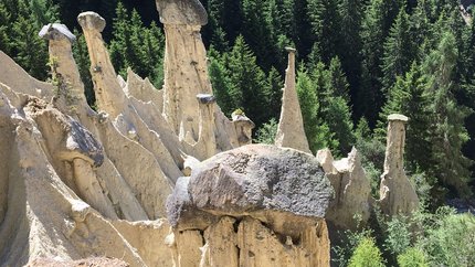 EARTH PYRAMIDS-LERCHERALM