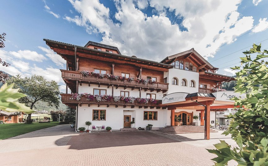 Alpine Gourmet Hotel Montanara ****